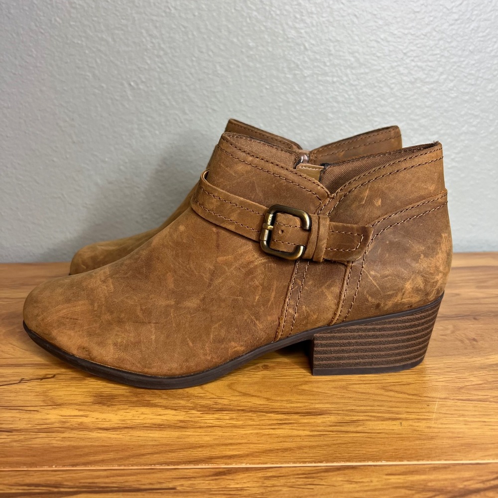 Clarks Adreena Mid Bootie Dark Tan Size 9 Short Ankle Boot Distressed NEW‎